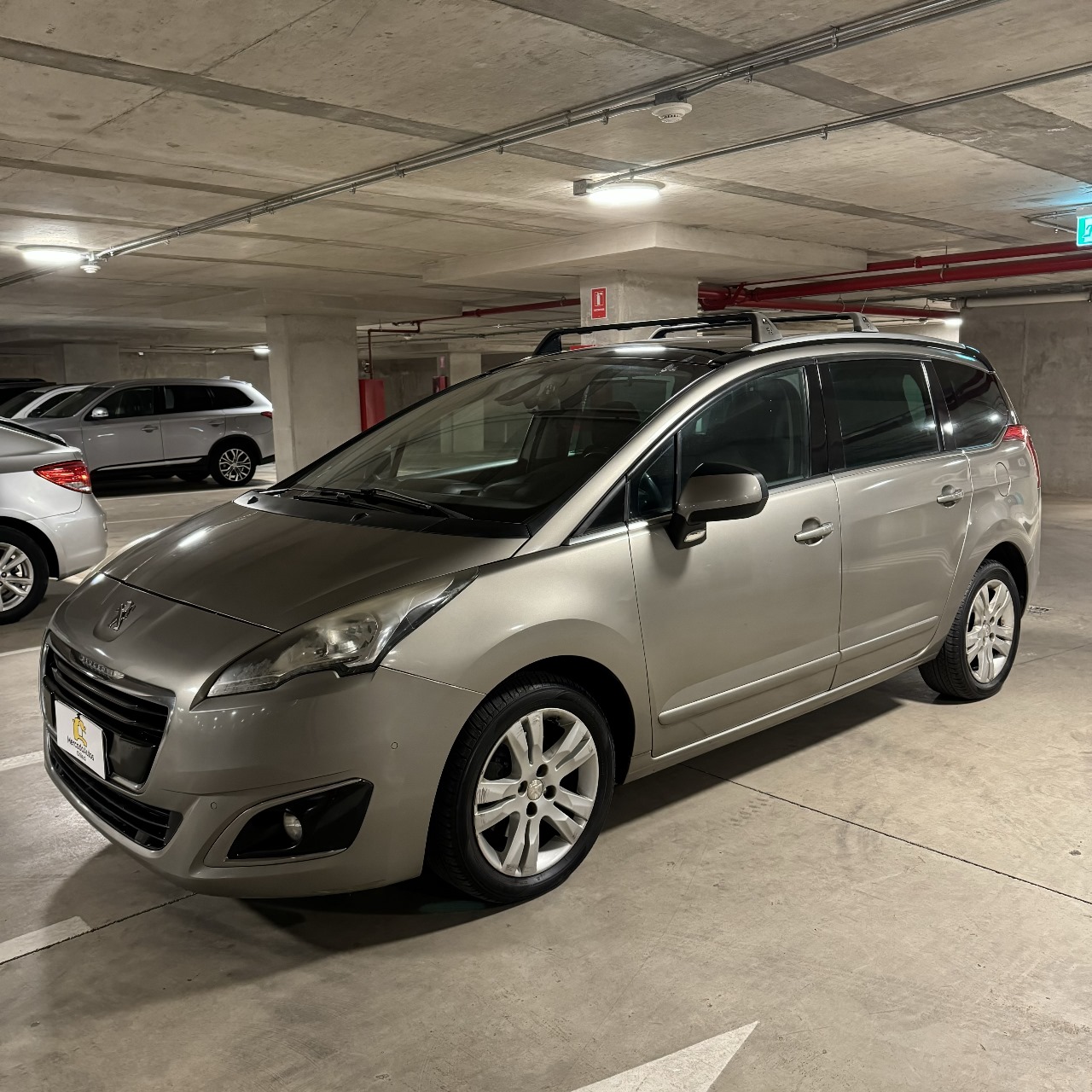 Peugeot 5008 Allure Blue HDI