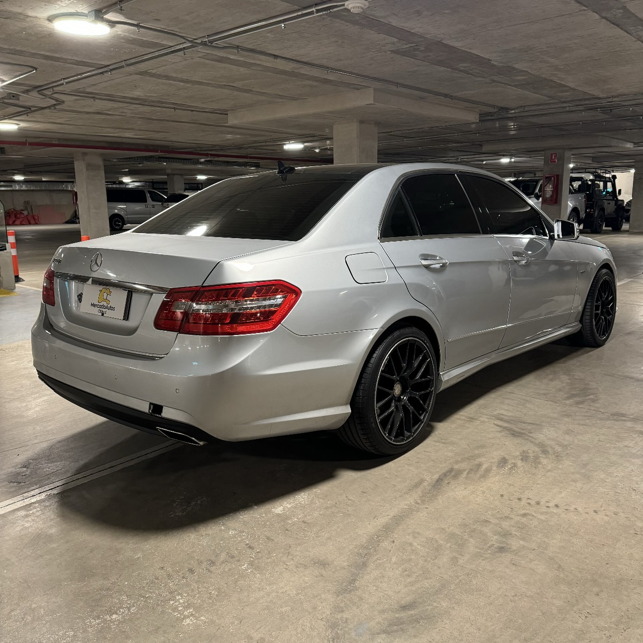 Mercedes Benz E500