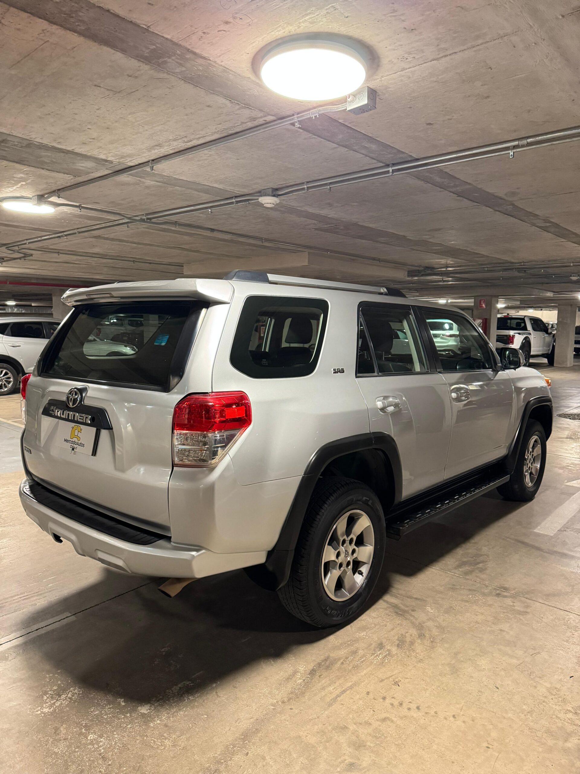 Toyota 4Runner SR5 4x2