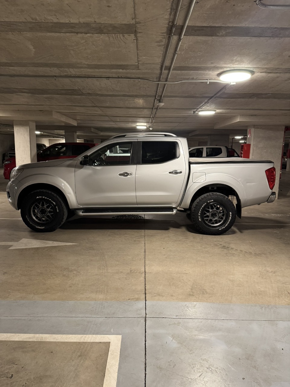 Nissan Np300 LE