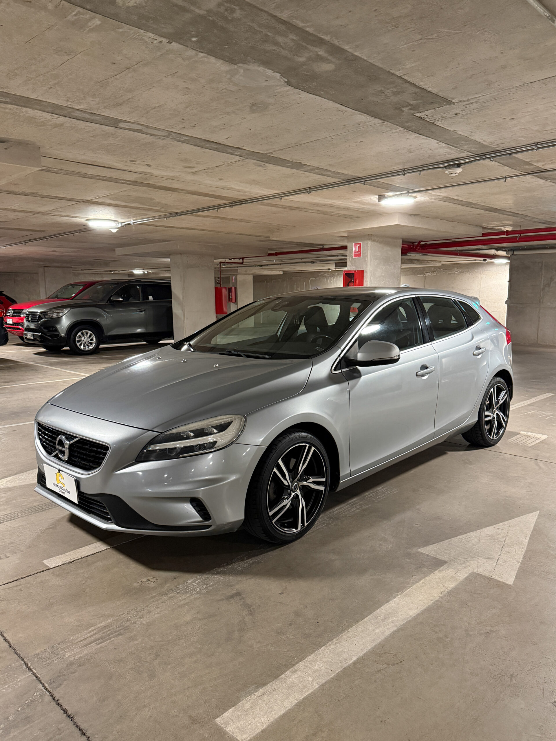 Volvo V40 T4 2.0 Design